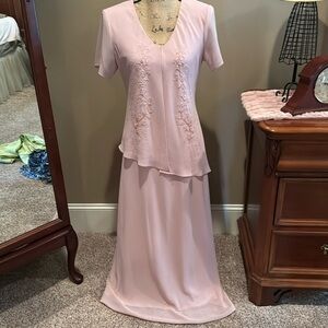 KARIN STEVENS PINK DRESS IN SZ 10…GENTLY WORN…FULLY LINED…LONG DRESS…SO PRETTY!